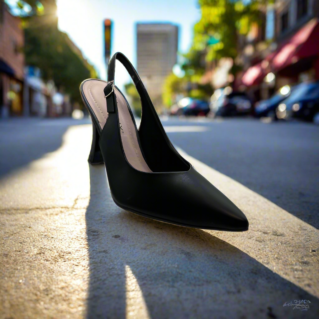 Bella Pump- Black-Jayil Boutique